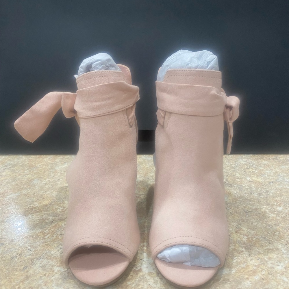 Pink Peep Toe Suede Booties 5.5 NIB - Picture 3 of 11